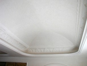 moldura14.jpg (113703 bytes)